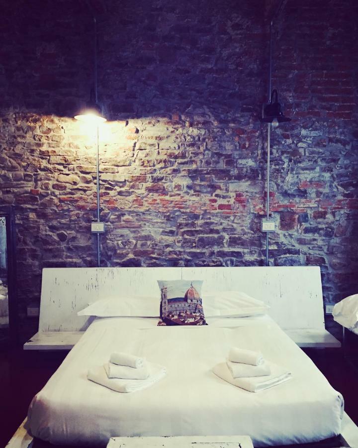 Velvet Loft - Santo Spirito Apartment ฟลอเรนซ์ ภายนอก รูปภาพ